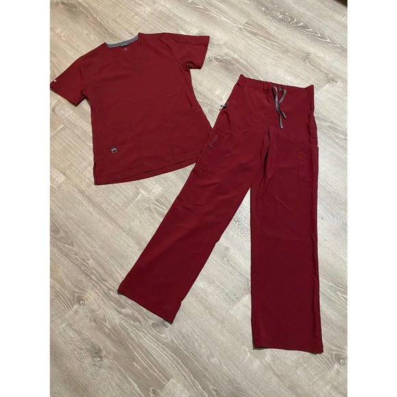 Carhartt Pants - scrubs (please read description)